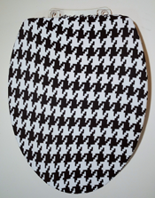Black and white toilet seat lid cover